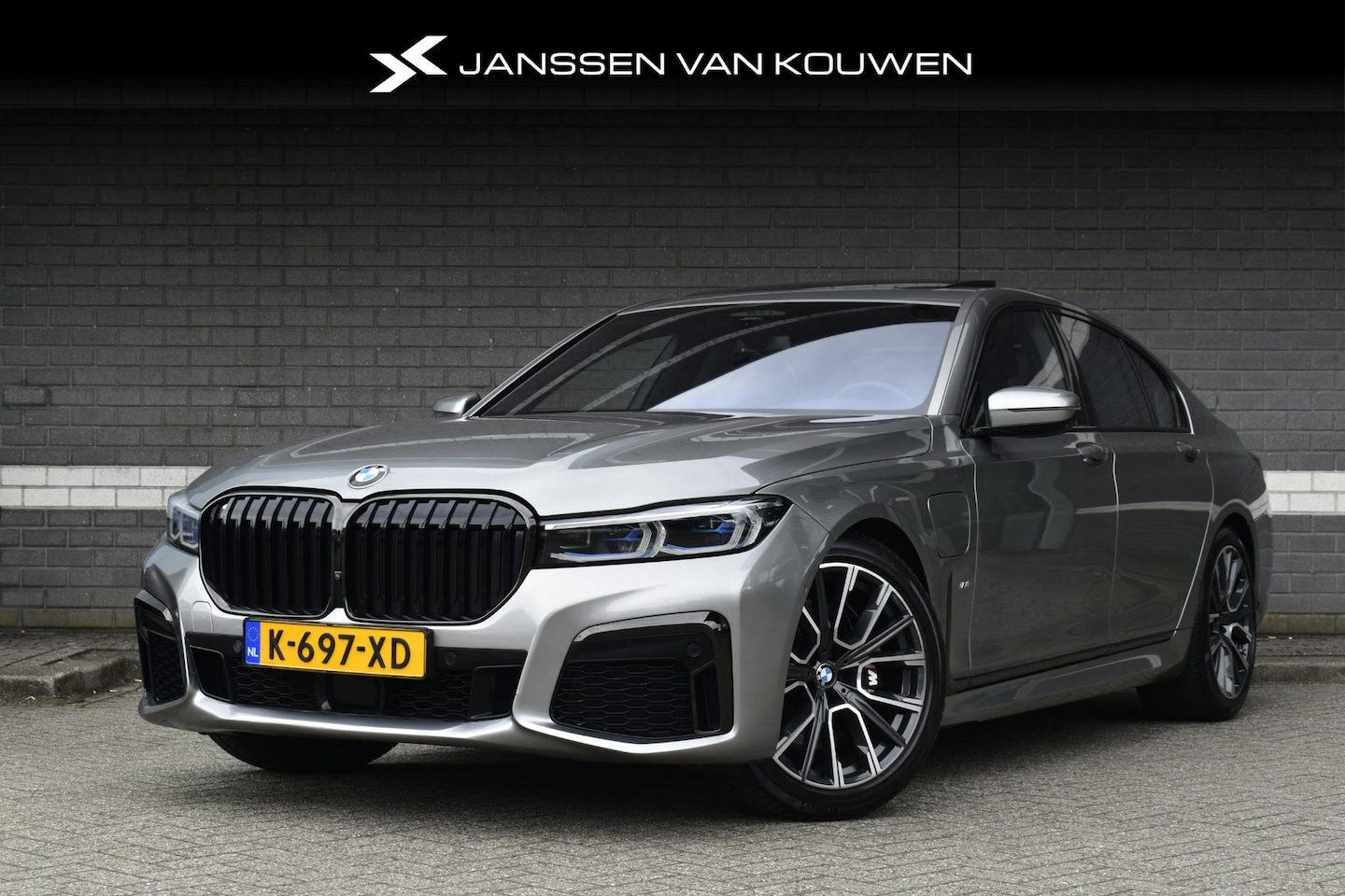 BMW 7-serie - 745e High Executive M-Sport Schuifdak Laser Lights Stoelverwarming & Ventilatie Harman Kar - AutoWereld.nl
