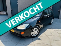 Ford Focus - 1.4-16V Trend|AIRCO| Met.lak|werkelijk alles nieuw koppeling, remmen, banden enz.|Cruise-c