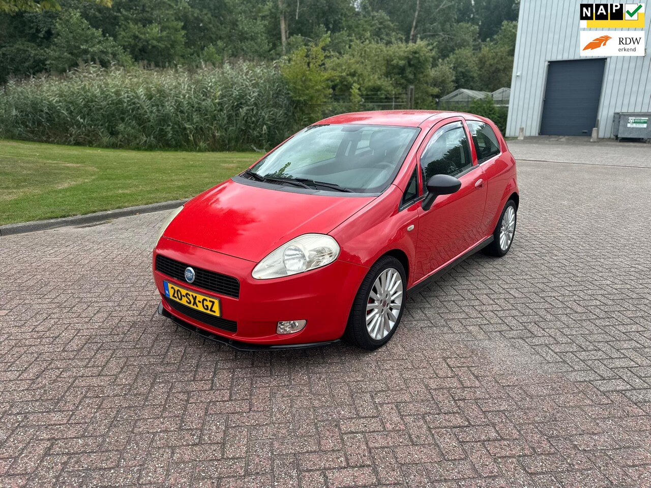 Fiat Grande Punto - 1.4-16V Sport/AIRCO/ELEK RAMEN VOOR - AutoWereld.nl
