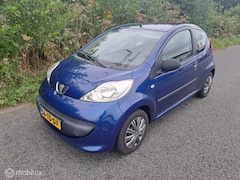 Peugeot 107 - 1.0-12V XR # Vandaag APK Goedgekeurd