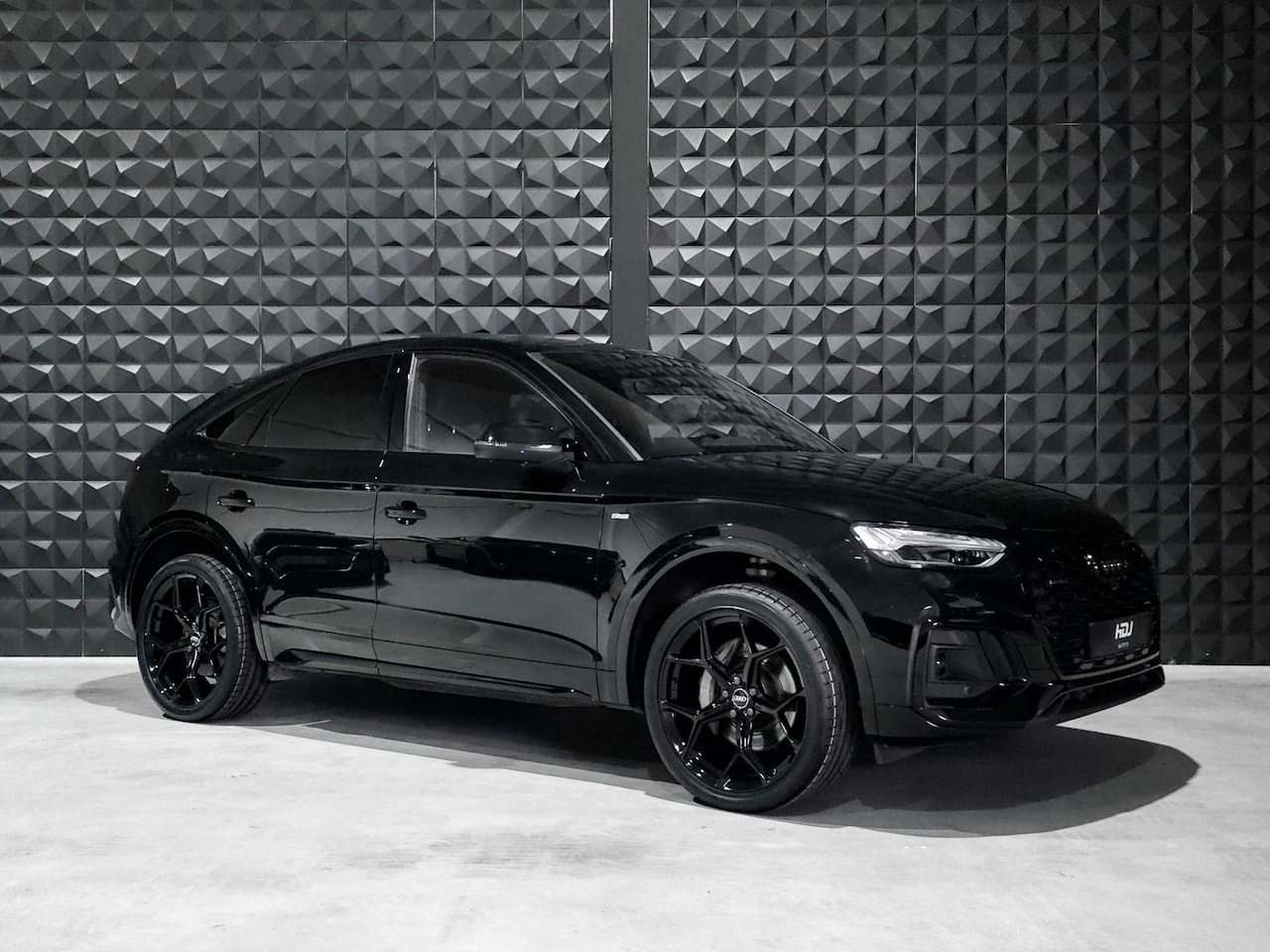 Audi Q5 Sportback - 50TFSIe | All Black | 21" | Pano | Keyless | Matrix | Sfeerverl.| - AutoWereld.nl