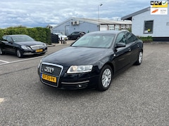 Audi A6 Limousine - 2.4 quattro Pro Line Business VEEL OPTIES