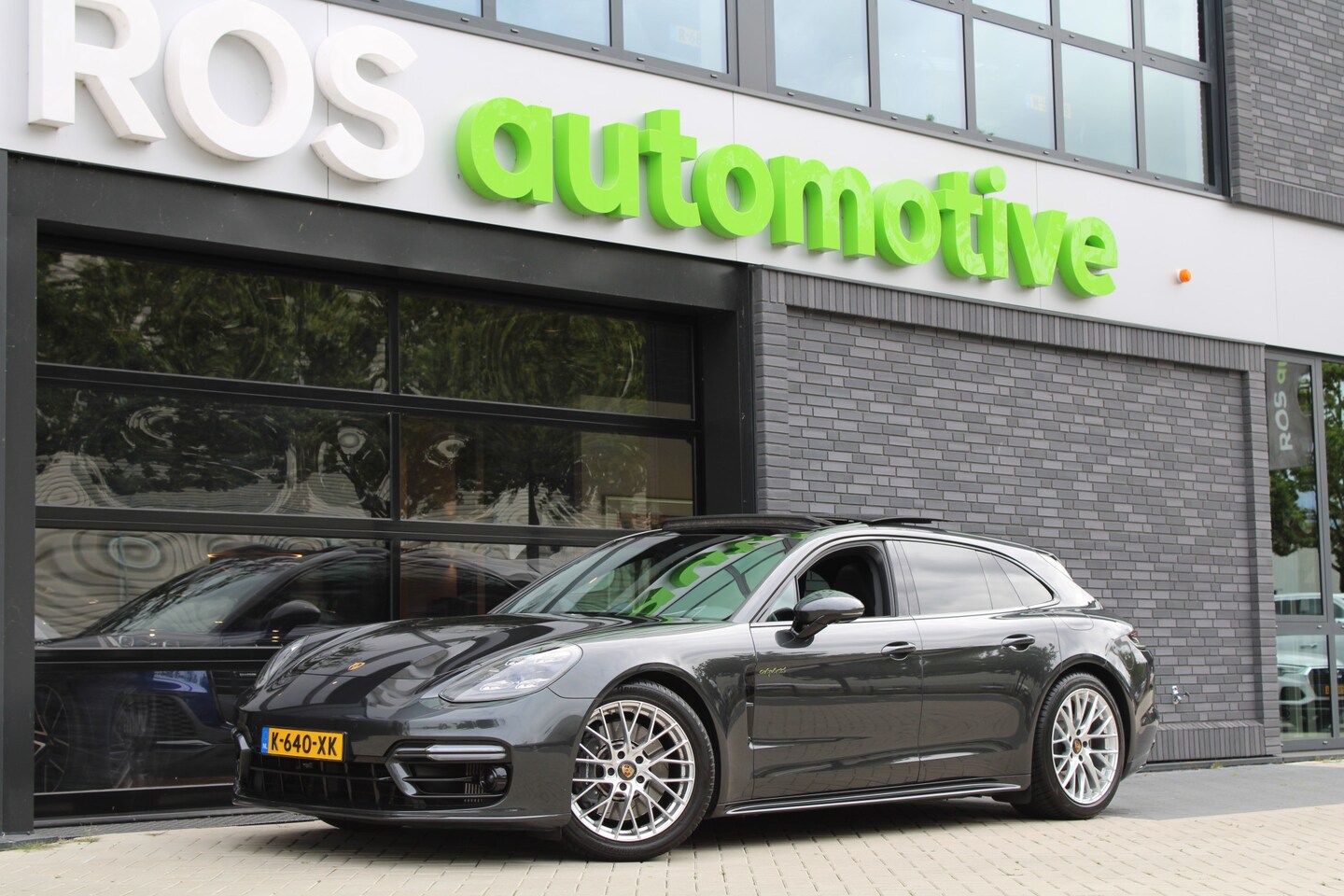 Porsche Panamera Sport Turismo - 2.9 4 E-Hybrid | NAP | BTW | PANO | 4WIELSTURING | STOELKOELING | 360 | SOFT-CLOSE | - AutoWereld.nl