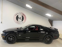 Ford Mustang - GT 4.6L V8