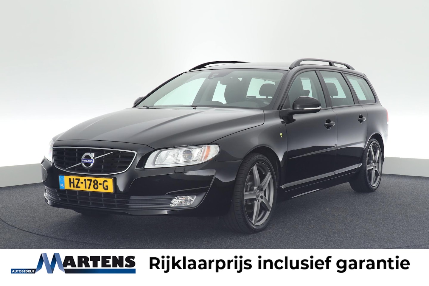 Volvo V70 - 2.0 D3 Dynamic Edition 150pk Leder Xenon Navigatie Trekhaak Sportstoelen Stoelverwarming - AutoWereld.nl