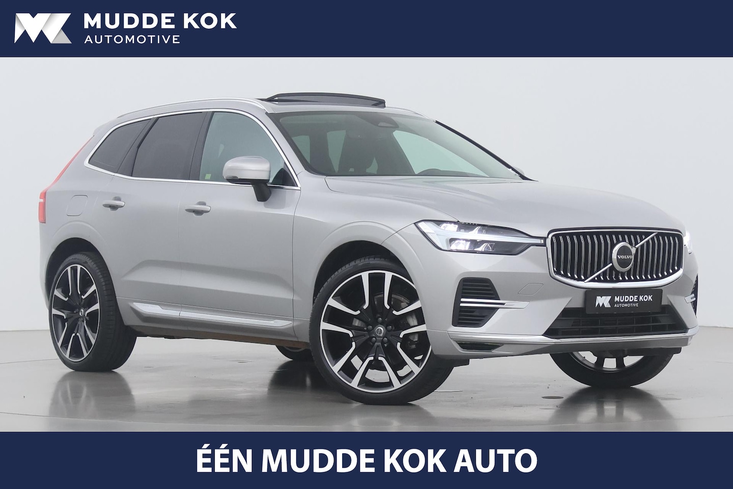 Volvo XC60 - 2.0 T6 Plug-in hybrid AWD Core Bright | 22 Inch | Panoramadak | Elek. Achterklep | Getint - AutoWereld.nl