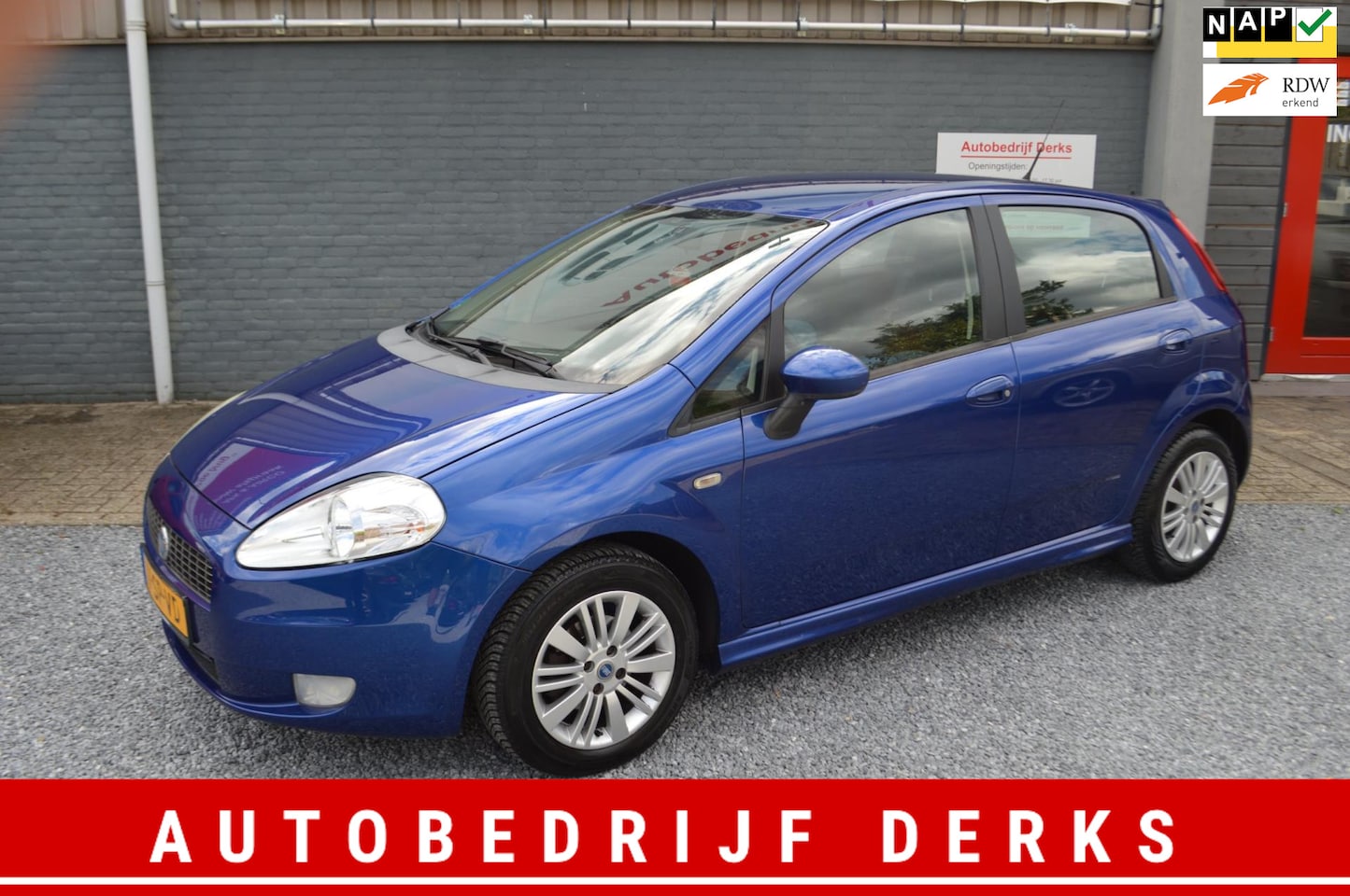 Fiat Grande Punto - 1.4 Edizione Prima Airco 5Drs Eerste Eigenaar Stuurbekrachtiging - AutoWereld.nl