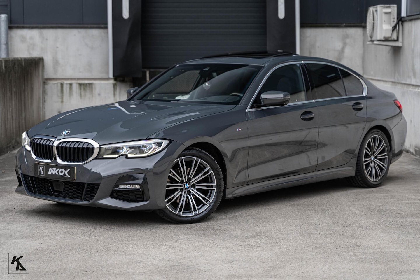 BMW 3-serie - 320i High Executive Edition 320i High Executive Edition - AutoWereld.nl