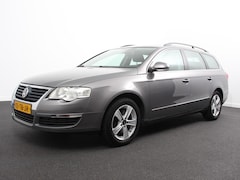 Volkswagen Passat Variant - 2.0 FSI Comfortline Clima control Radio CD Trekhaak park control lichtmetalen velgen APK 1