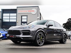 Porsche Cayenne Coupé - 3.0 E-Hybrid | Bose | Luchtvering | Achterbankverwarming | 360 Camera