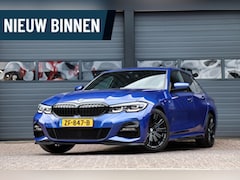 BMW 3-serie - 330i M-Performance M-Pakket /LED/LEDER/HUD/CARBON/CARPLAY/CAMERA/SFEERVERL./STOELVERW