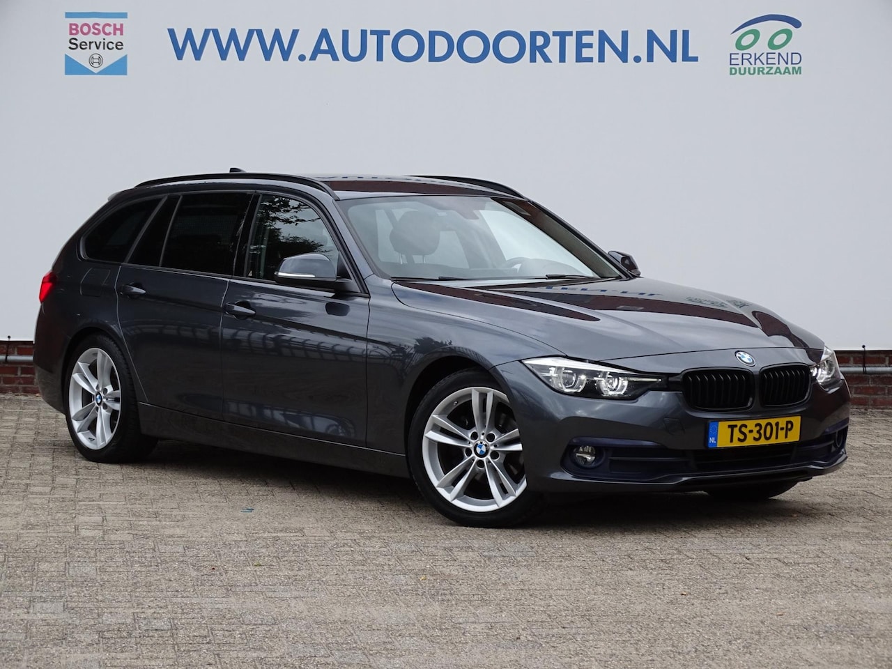 BMW 3-serie Touring - 320d EDE Sport Edition|LEDER|ALL-SEASON - AutoWereld.nl
