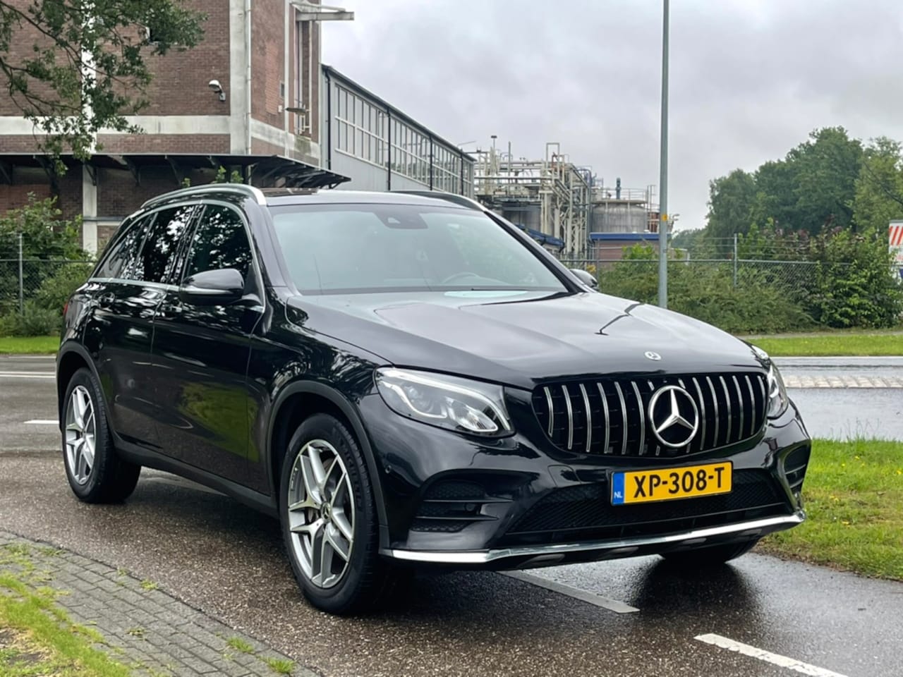 Mercedes-Benz GLC-klasse - 250 d 4MATIC | AMG Pakket | Panoramadak | NL & NAP - AutoWereld.nl
