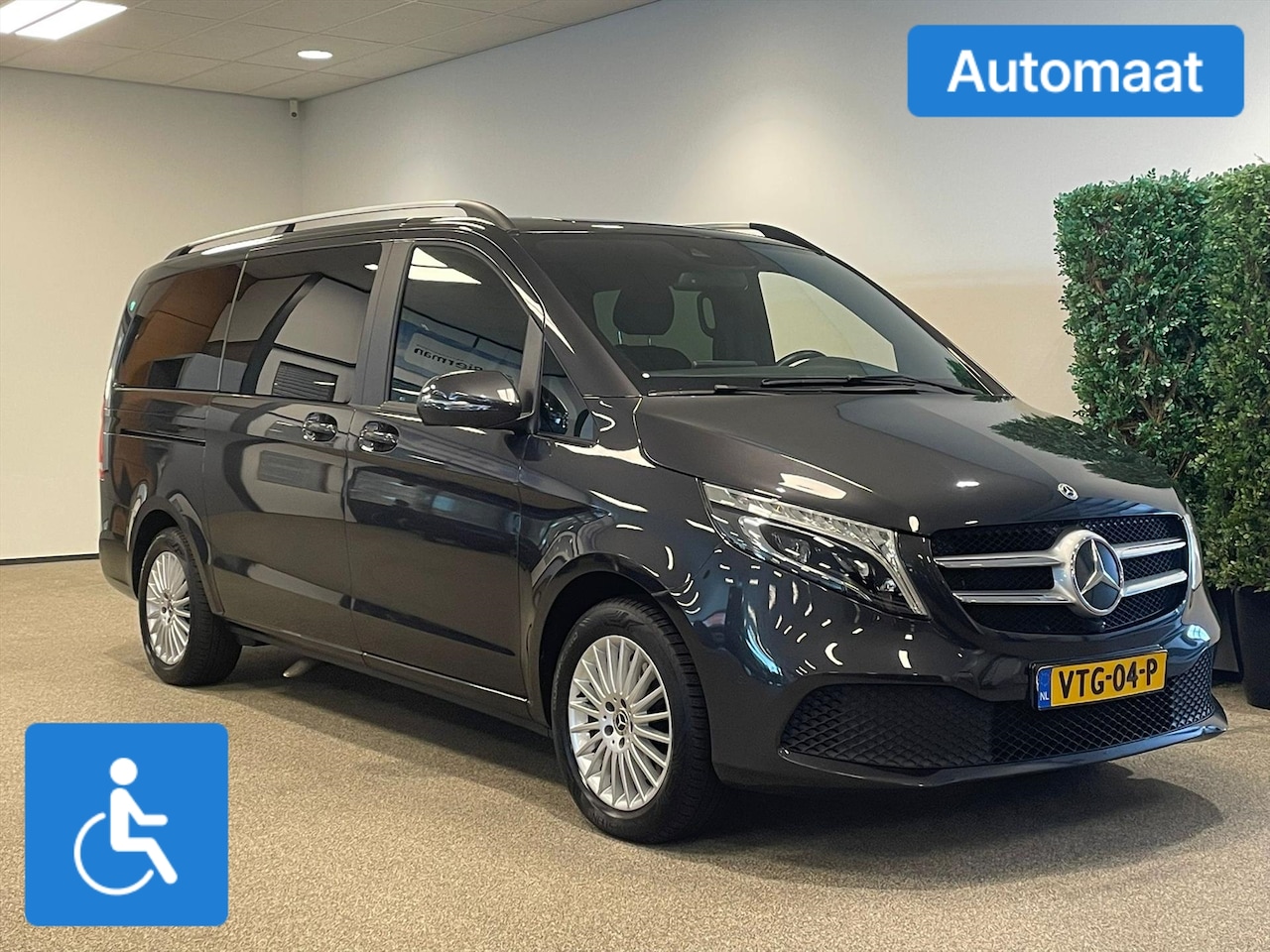 Mercedes-Benz V-klasse - L2H1 Rolstoelbus Automaat Rolstoel voorin - AutoWereld.nl