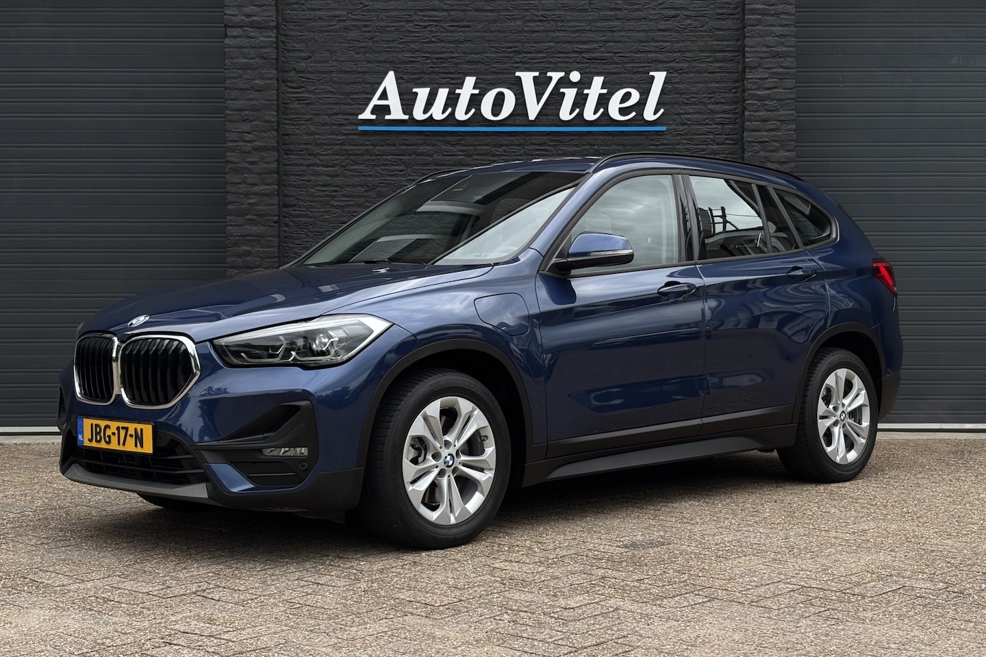BMW X1 - xDrive25e | Apple Carplay | LED | DAB | NAVI | Privacy Glas | PDC V+A - AutoWereld.nl