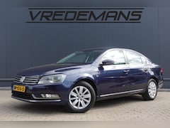 Volkswagen Passat - 1.6 TDI Highline BlueMotion LEDER/NAVI