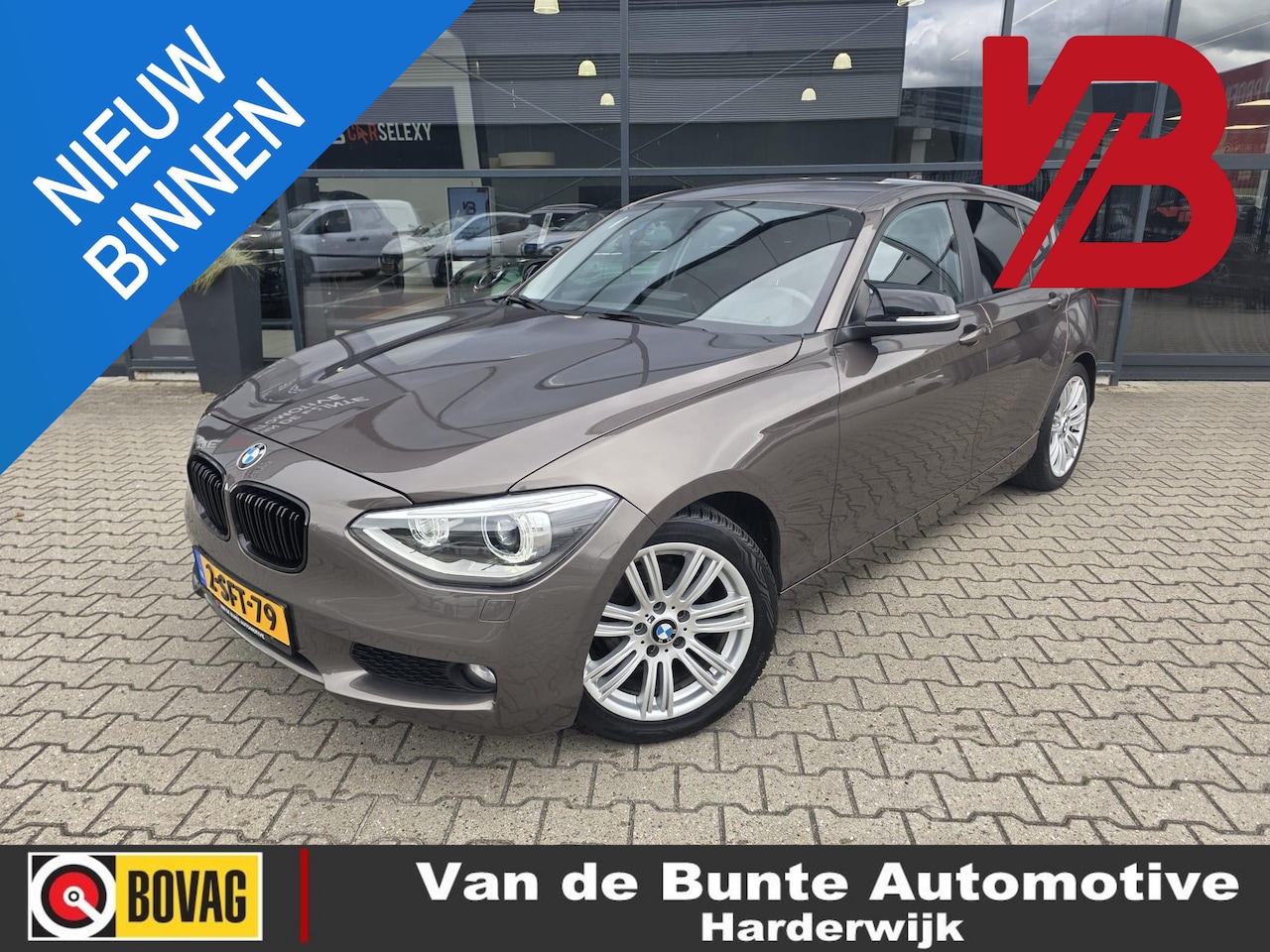 BMW 1-serie - 116i EDE Executive *Trekhaak & Nieuwe Ketting* - AutoWereld.nl