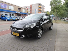 Opel Corsa - 1.4 90pk 5Drs Business+
