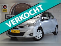 Toyota Yaris - 1.0 VVT-i Aspir. Airco Bluetooth All-season Camera APK GARANTIE