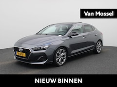 Hyundai i30 Fastback - 1.4 T-GDI Premium | AUTOMAAT | PANORAMADAK | APPLE CARPLAY - ANDROID AUTO | CAMERA | STOEL