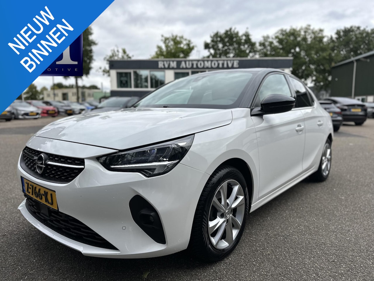 Opel Corsa - 1.2 Elegance Full LED | Panoramadak | All season banden | Nieuwe distributieriem | Stoel- - AutoWereld.nl