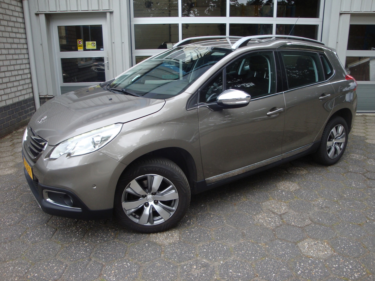 Peugeot 2008 - 1.6 VTi Allure 1.6 VTi Allure - AutoWereld.nl
