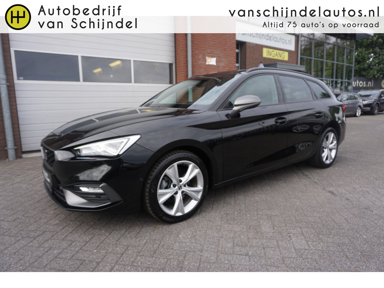 SEAT Leon Sportstourer - 1.0 TSI FR SPORT LUXE KEURIGE NETTE STAAT PANORAMADAK VIRTUEEL COCKPIT CAMERA STOEL+STUURV - AutoWereld.nl