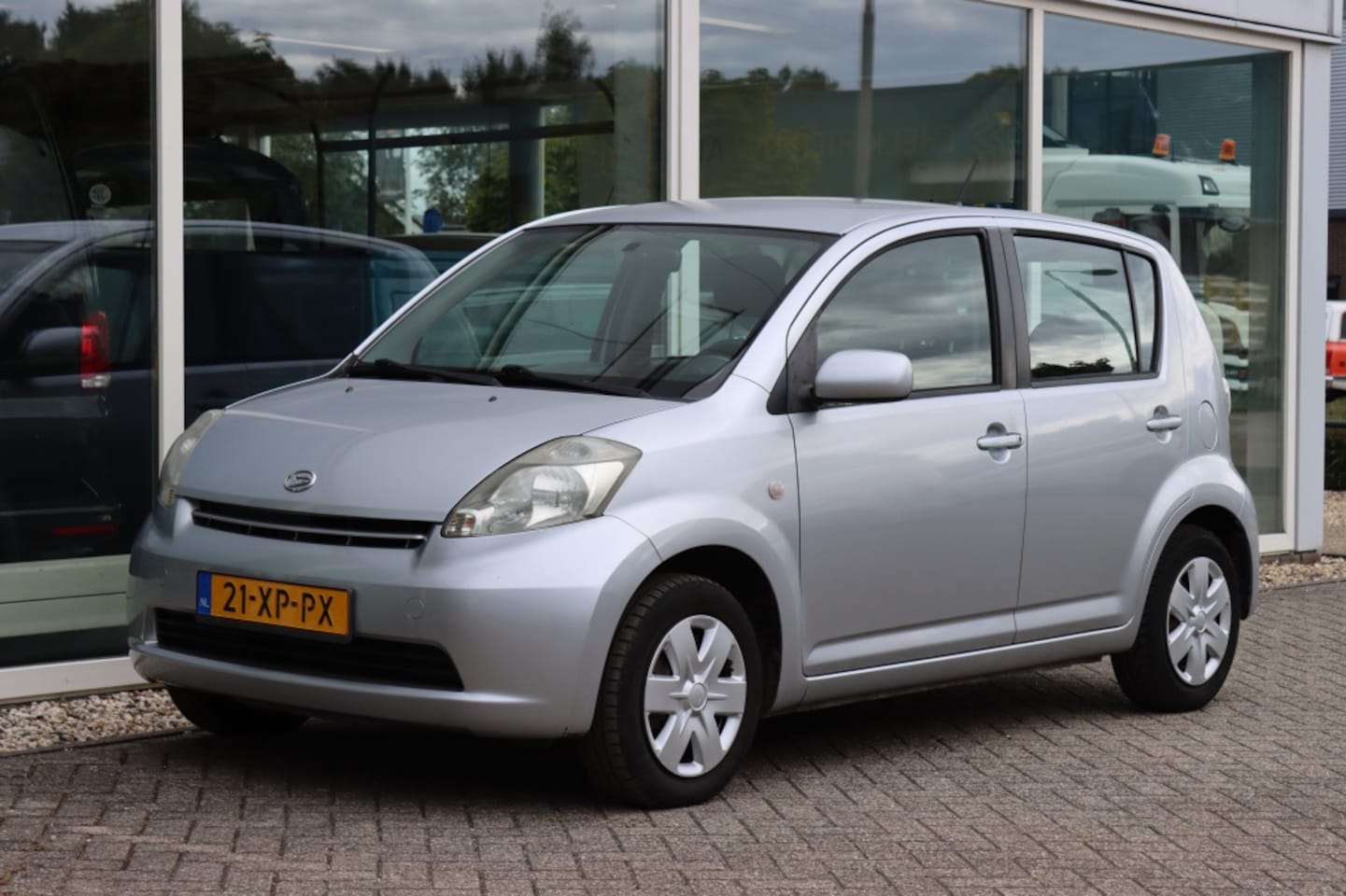 Daihatsu Sirion 2 - 1.0-12V Premium 1.0-12V Premium - AutoWereld.nl