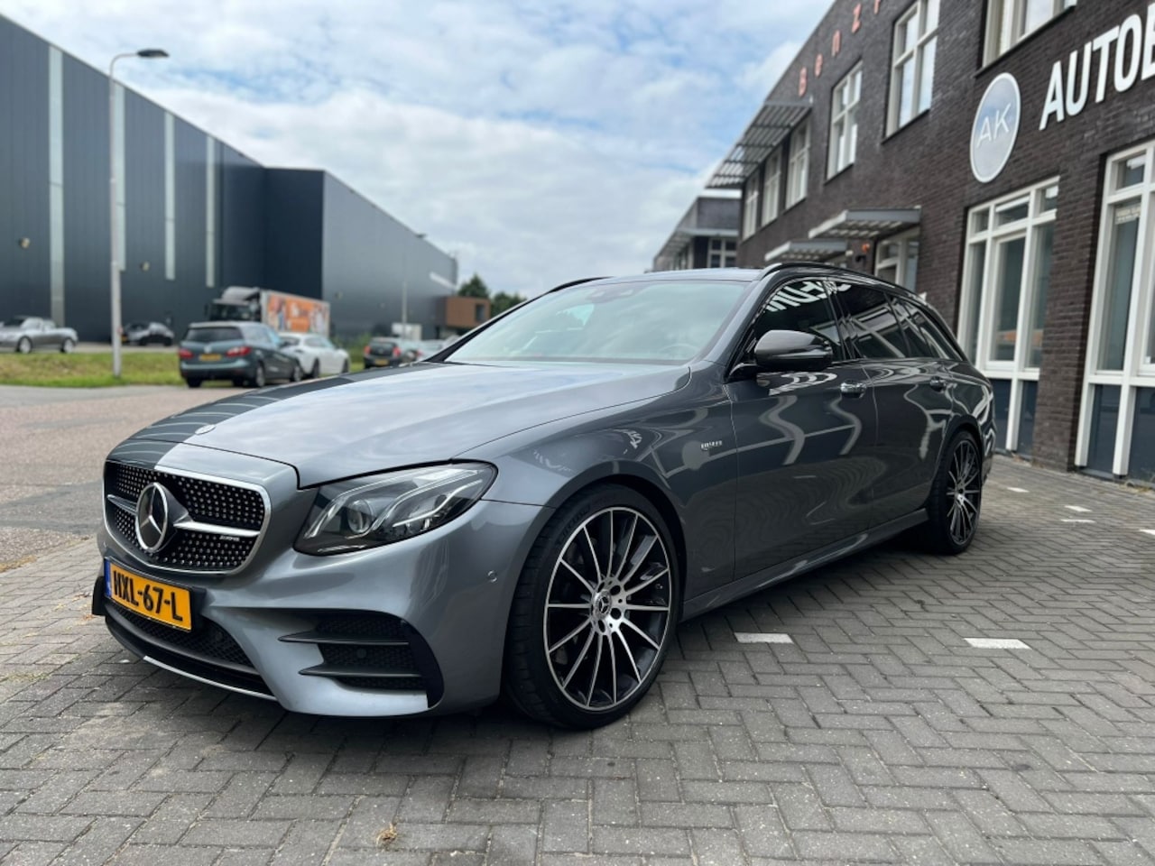 Mercedes-Benz E-klasse Estate - AMG 43 4Matic dealer onderhouden - AutoWereld.nl