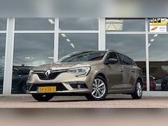 Renault Mégane Estate - 1.2 TCe Limited Automaat Trekhaak 100% Dealer onderhouden Mooi