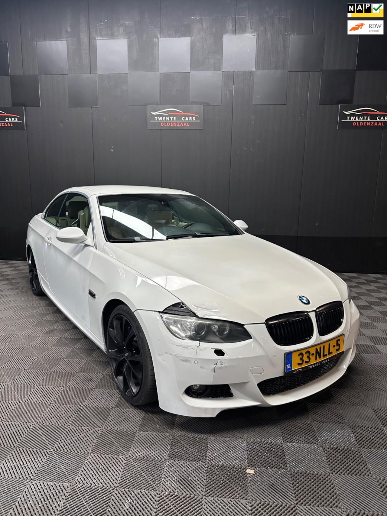 BMW 3-serie Cabrio - 330d High Executive | Navi | Xenon | Cruise | - AutoWereld.nl