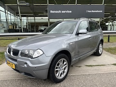 BMW X3 - 2.5i Executive 192 PK / Automaat / Dealer onderhouden / NAP / Trekhaak afneembaar / 6-Cili