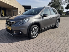 Peugeot 2008 - 1.2 PureTech Allure Automaat [ Apple cp, navi, ecc, pdc, lmv, trekhaak ]