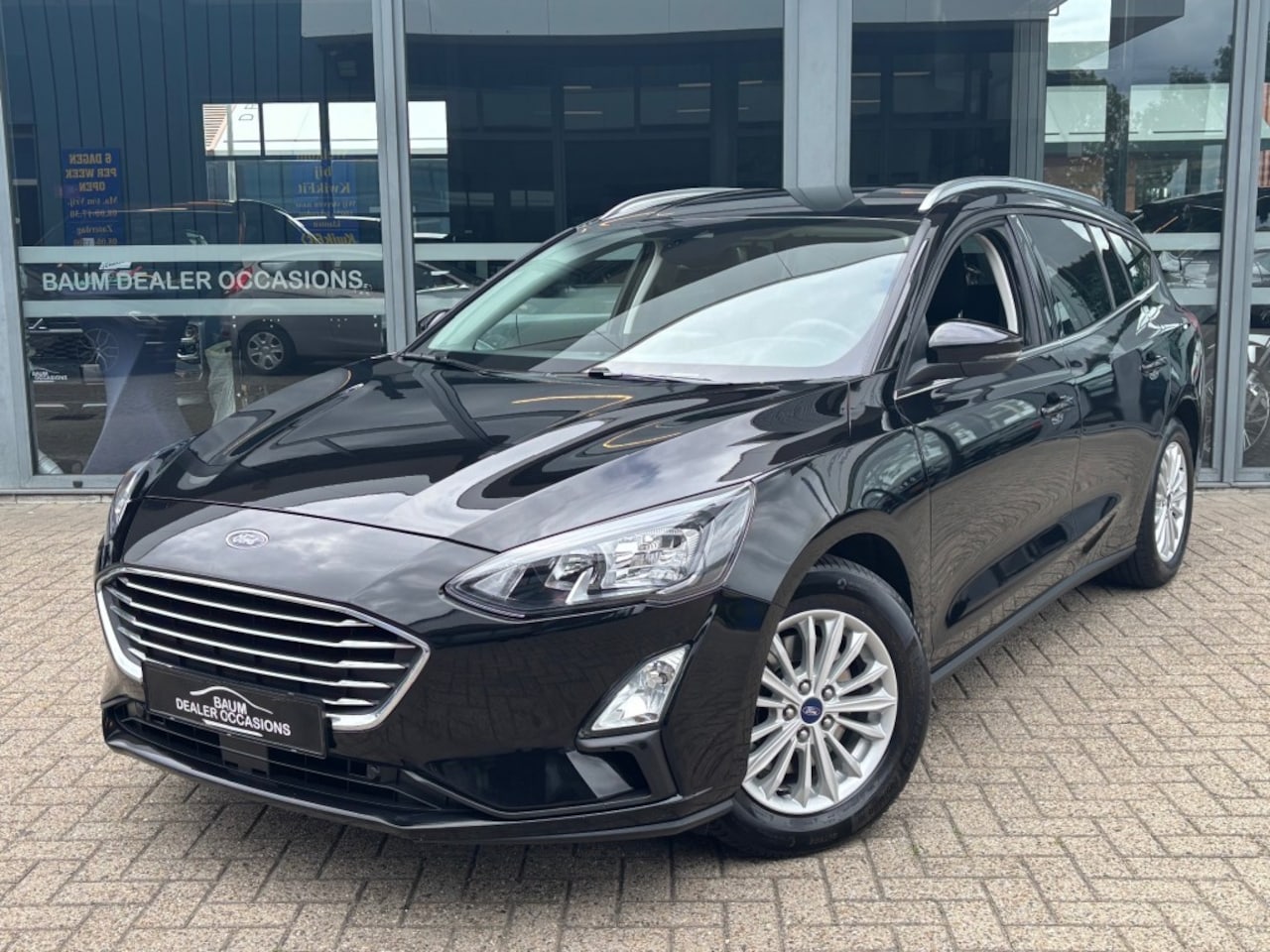 Ford Focus - 1.0 ECOB. TITITANIUM X BNS AUTOMAAT NAVI AIRCO/ECC - AutoWereld.nl