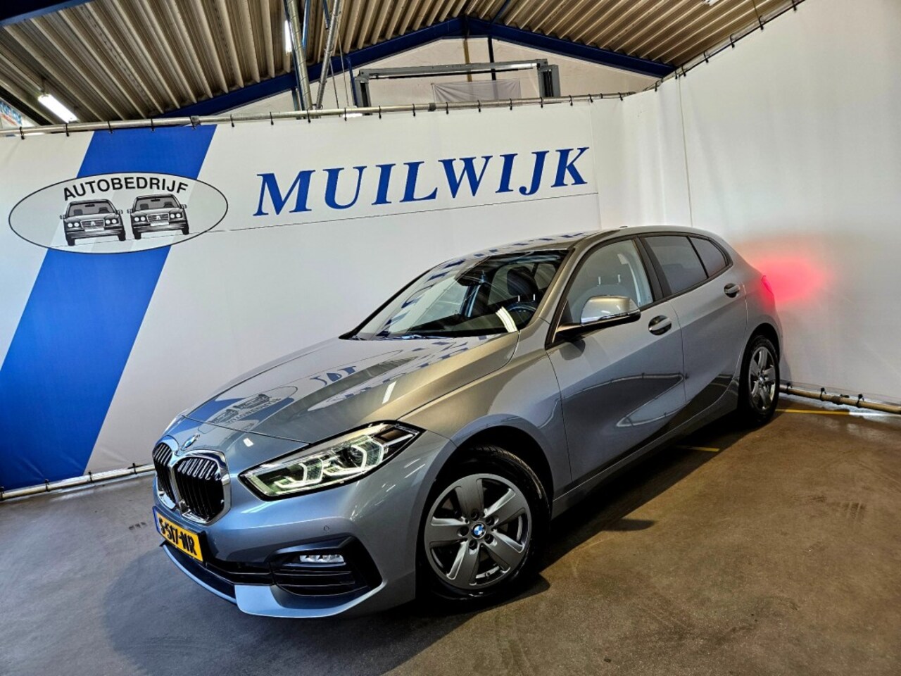 BMW 1-serie - 118i Introduction Edition / Virtual / Sportstoelen / NL Auto - AutoWereld.nl