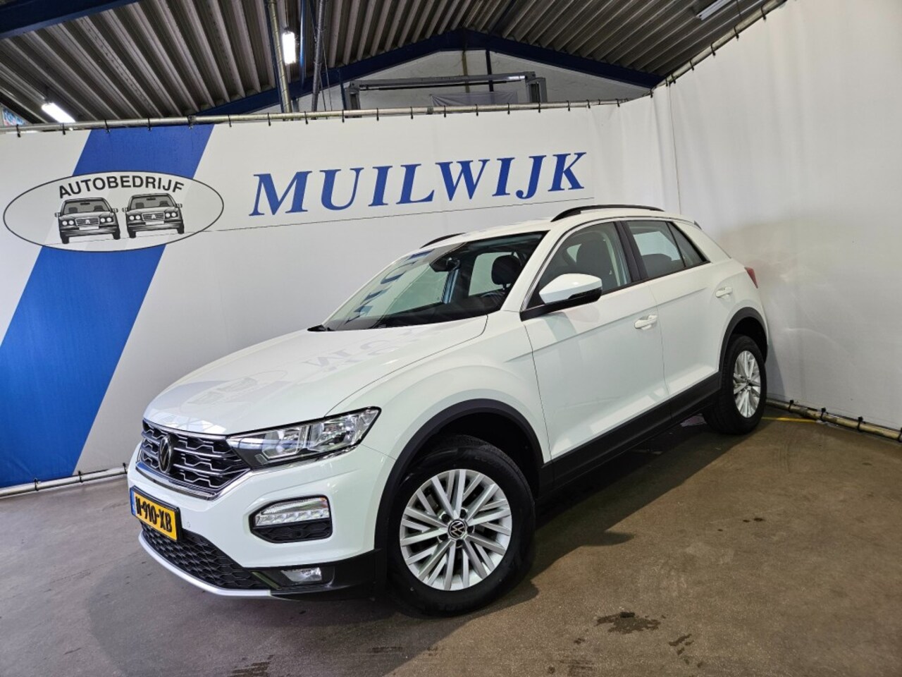 Volkswagen T-Roc - 1.0 TSI Style / Navi / Adapt. Cruise / NL Auto - AutoWereld.nl