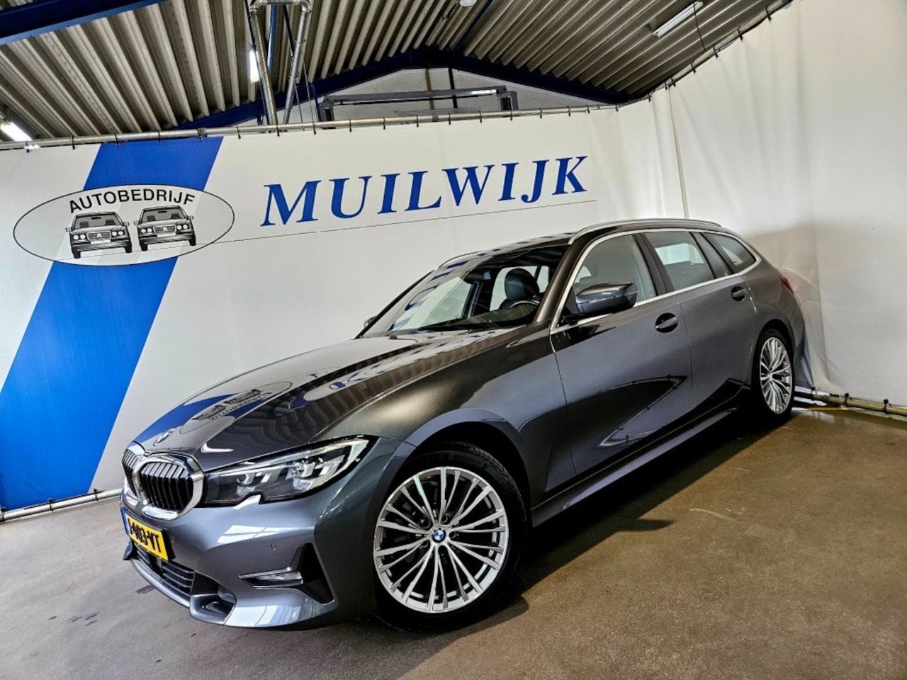 BMW 3-serie Touring - Touring 318i Executive Edition / Trekhaak / Full LED / NL Auto - AutoWereld.nl