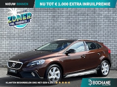 Volvo V40 Cross Country - 1.5 T3 Summum | All-Season banden | Parkeersensoren | Navigatie | Trekhaak |