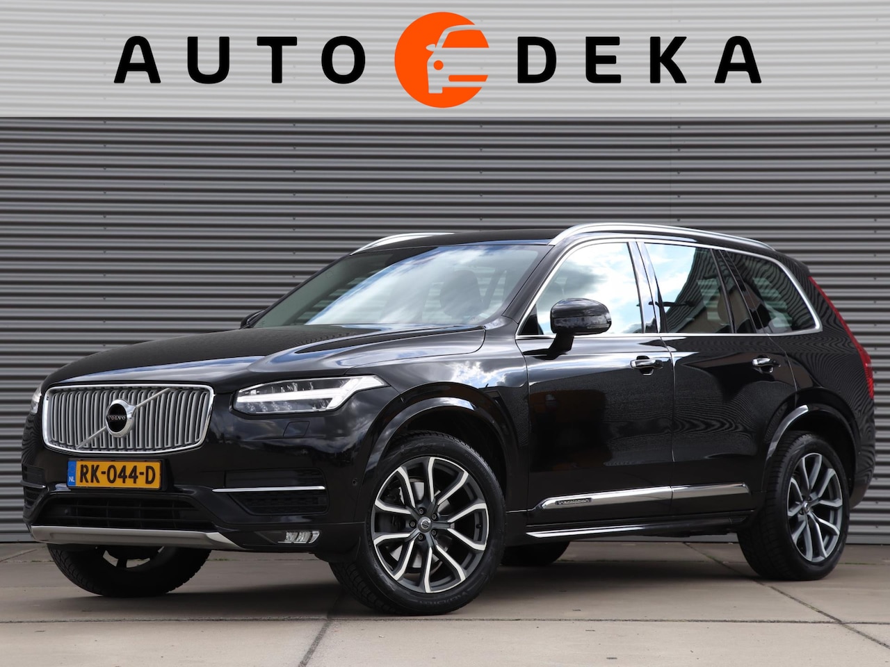 Volvo XC90 - 2.0 D5 AWD Inscription *1e Eigenaar*Dealeronderh.* - AutoWereld.nl