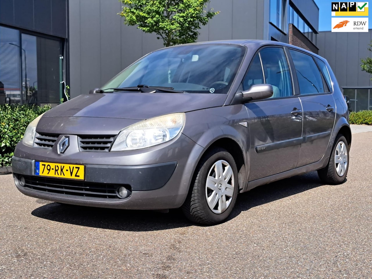 Renault Scénic - 1.6-16V Authentique Comfort Export - AutoWereld.nl