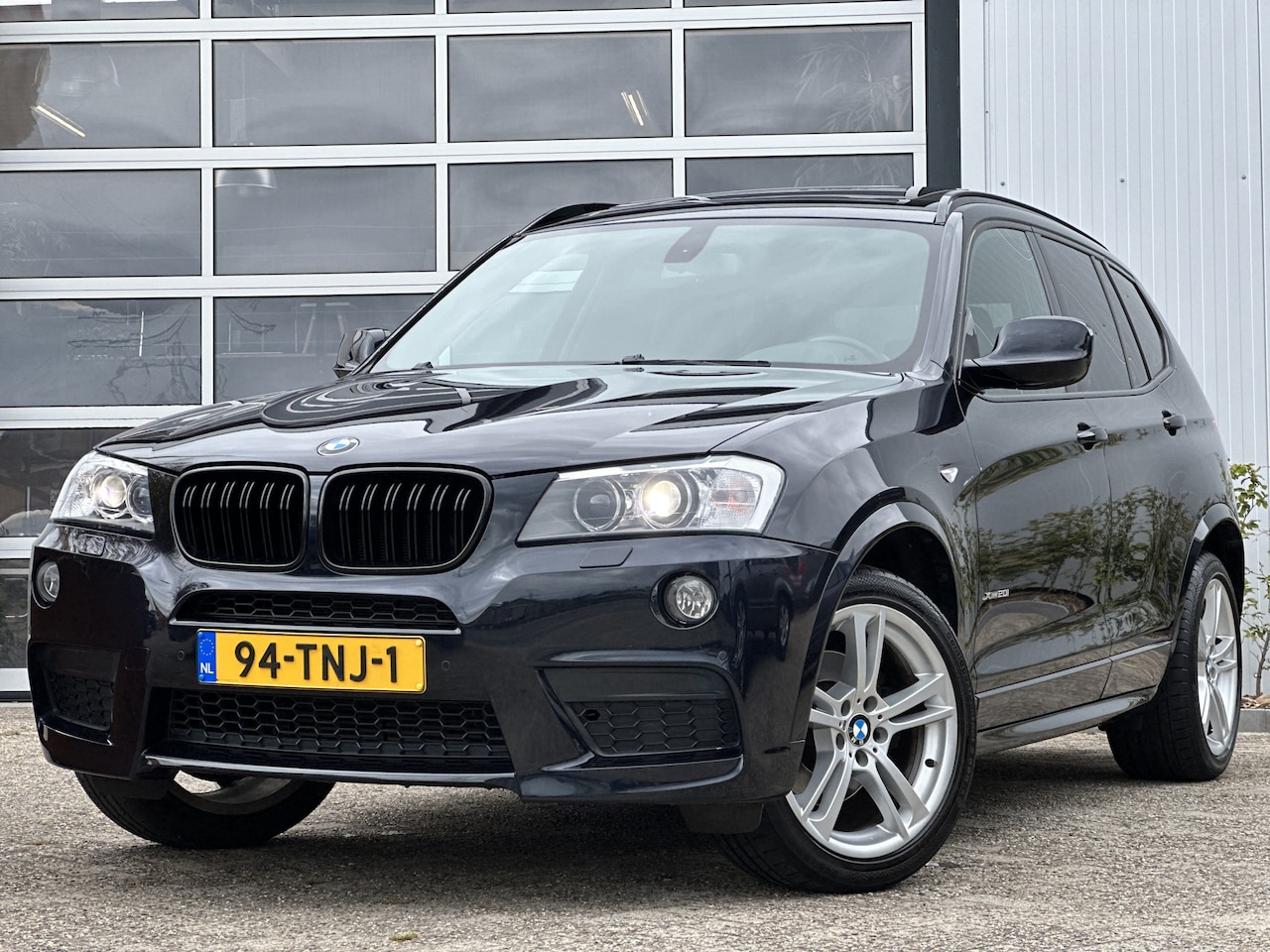 BMW X3 - xDrive20i High Executive 184pk | M-Sportpakket | Bi-xenon koplampen | Lederen bekleding | - AutoWereld.nl