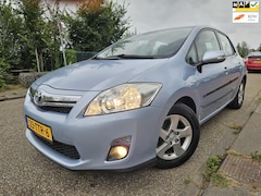 Toyota Auris - 1.8 Full Hybrid Aspiration GARANTIE