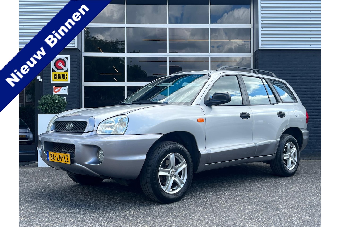 Hyundai Santa Fe - 2.0i-16V Silver Edition 2.0i-16V Silver Edition, Airco, Trekhaak, Elektrische Ramen, NAP - AutoWereld.nl