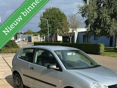 Volkswagen Polo - 1.2