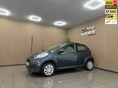 Peugeot 107 - 1.0 Access Accent * Airco / 73.418 km + NAP / 5 Deurs / NL Auto