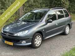 Peugeot 206 SW - 1.4 | 2006 | Grijs | Airco | Winterbanden