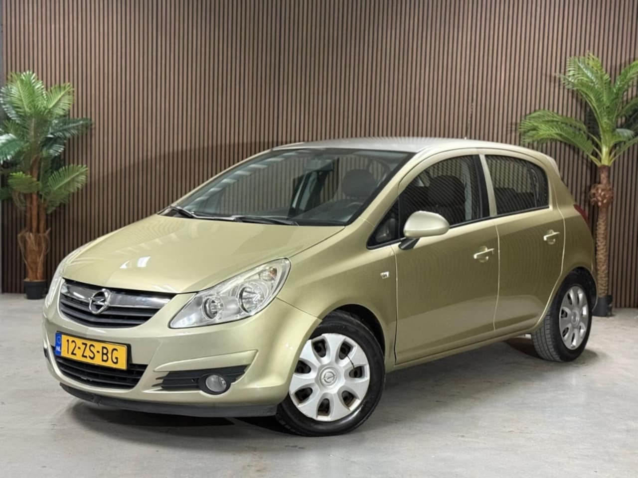 Opel Corsa - 1.2-16V Enjoy 1.2-16V Enjoy - AutoWereld.nl