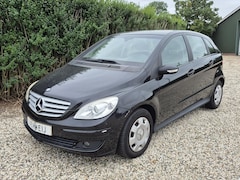 Mercedes-Benz B-klasse - 1.7 B180 5DRS | Airco | Stoelverwarming | CV | Elek. Pakket |