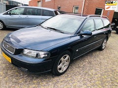 Volvo V70 - 2.4 T 200pk/ LEER/ TOP