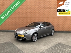 Alfa Romeo Giulietta - 1.4 T Distinctive 2012 177DKM | NAP |